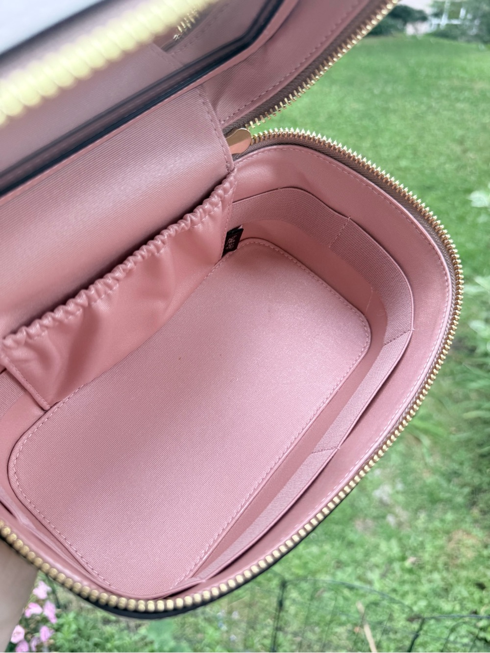 Coach Cosmetic Case In Signature Canvas With Floral Print - Picture 10 of 12